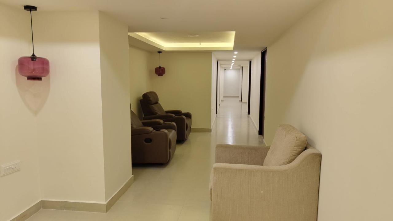 Manjeera Sarovar Premiere Hotel Rajahmundry Exterior photo